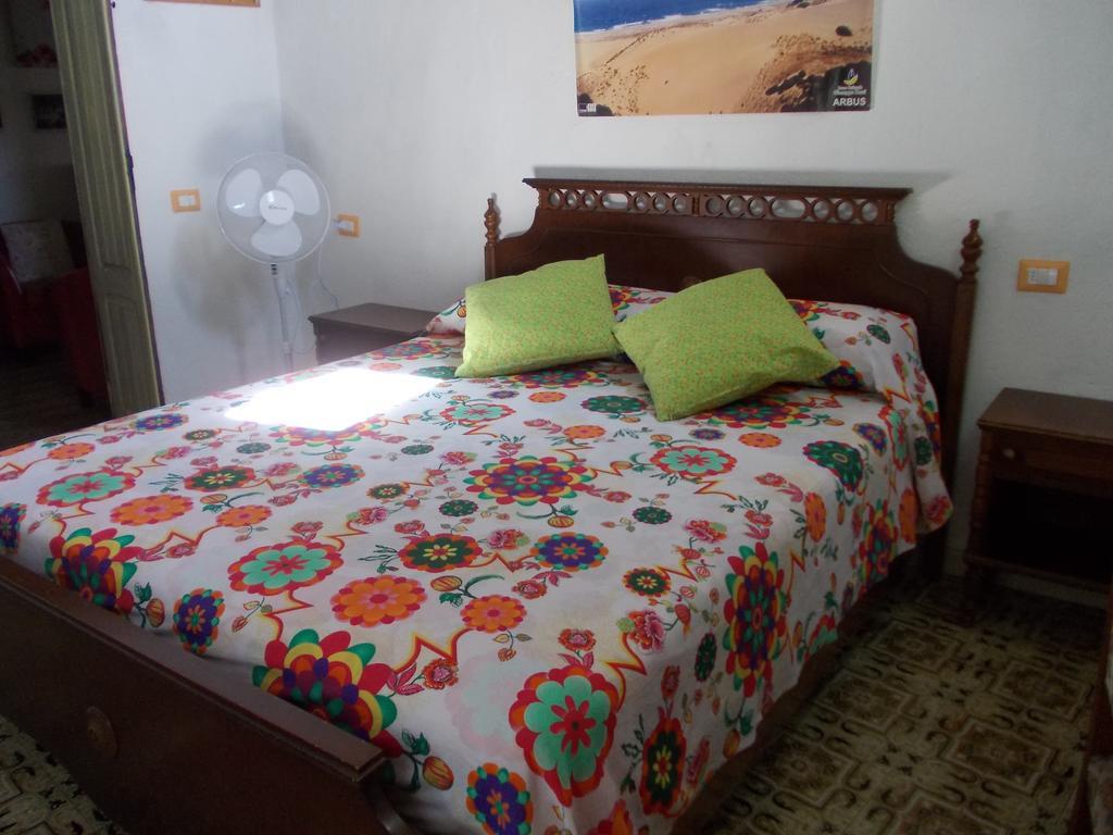 Bed and Breakfast Sardinia Eco Vegan House Zeddiani Екстер'єр фото